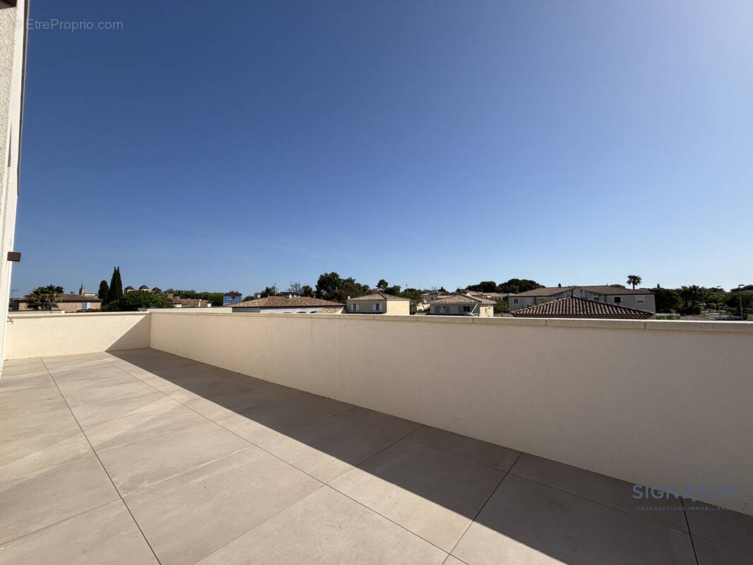 Appartement à CASTRIES