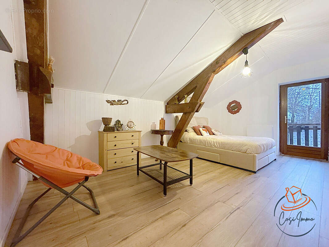 Maison à BELLEGARDE-SUR-VALSERINE