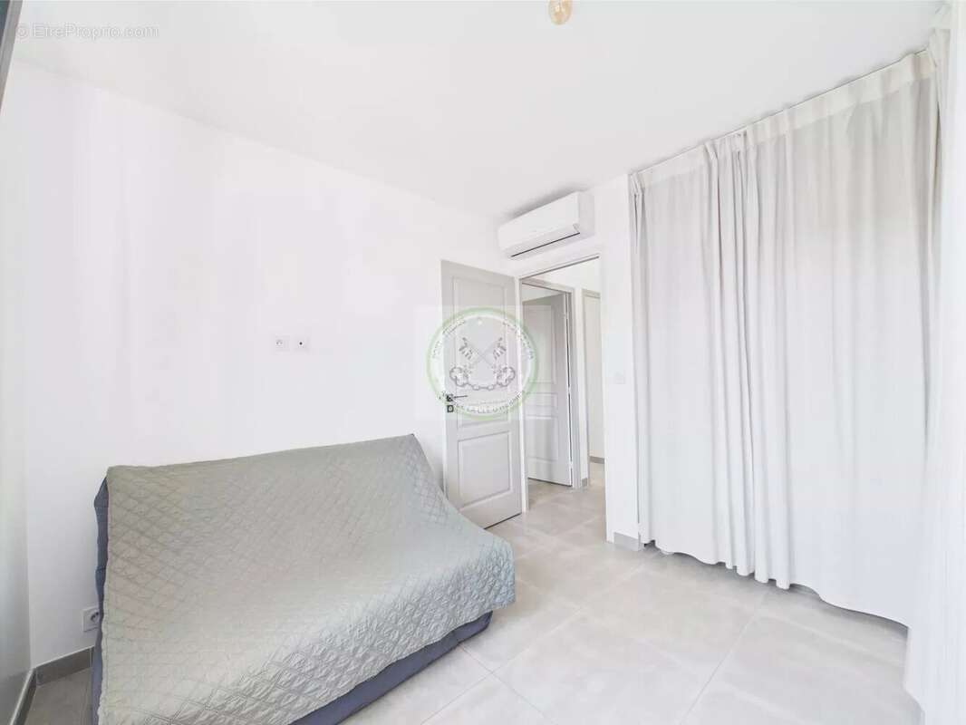 Maison à PUGET-SUR-ARGENS