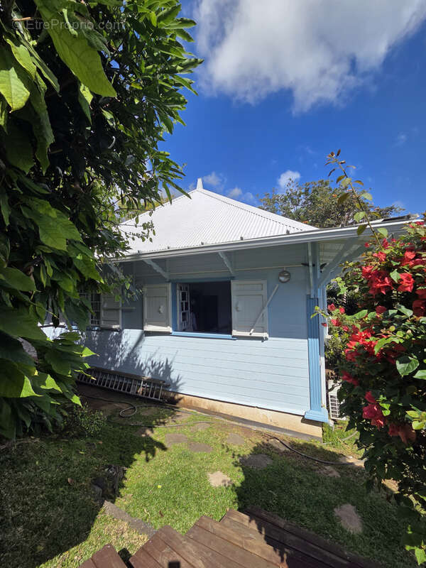 A vendre à La Montagne, villa créole F4-5 + bungalow - photo 12