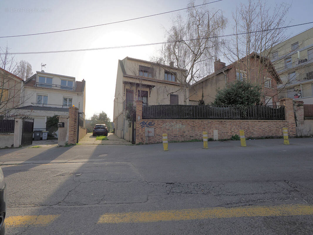 Maison à NOISY-LE-SEC