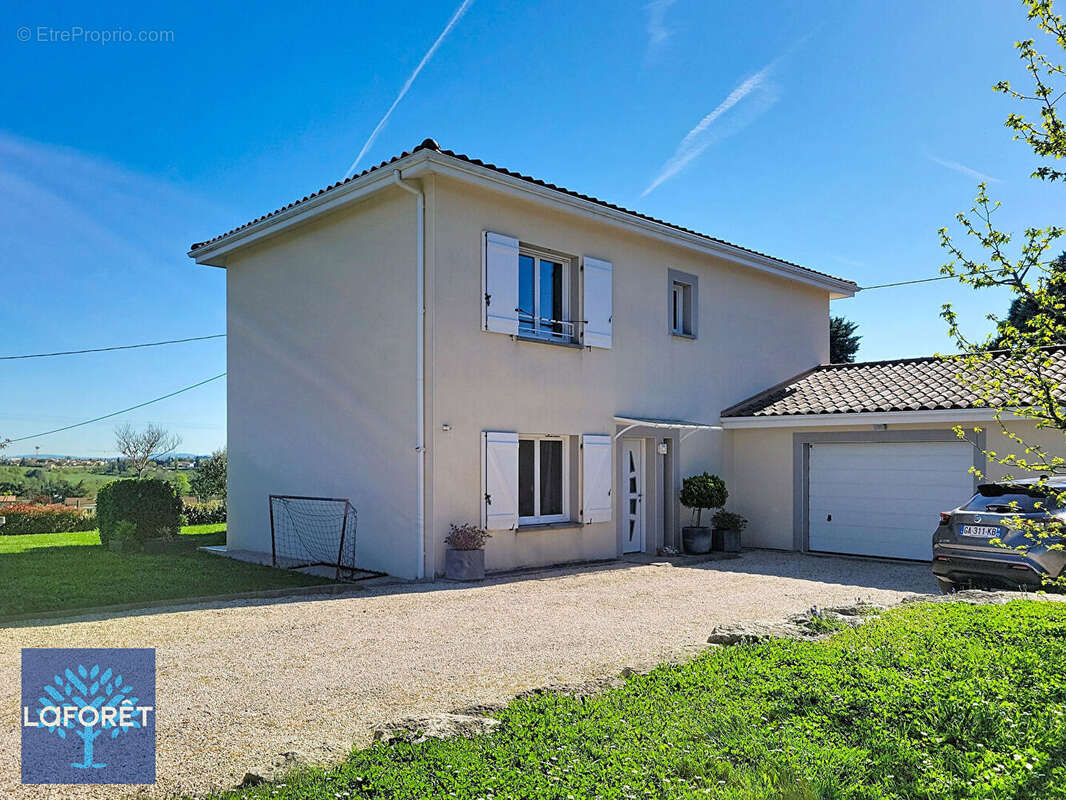 Maison à VAUGNERAY