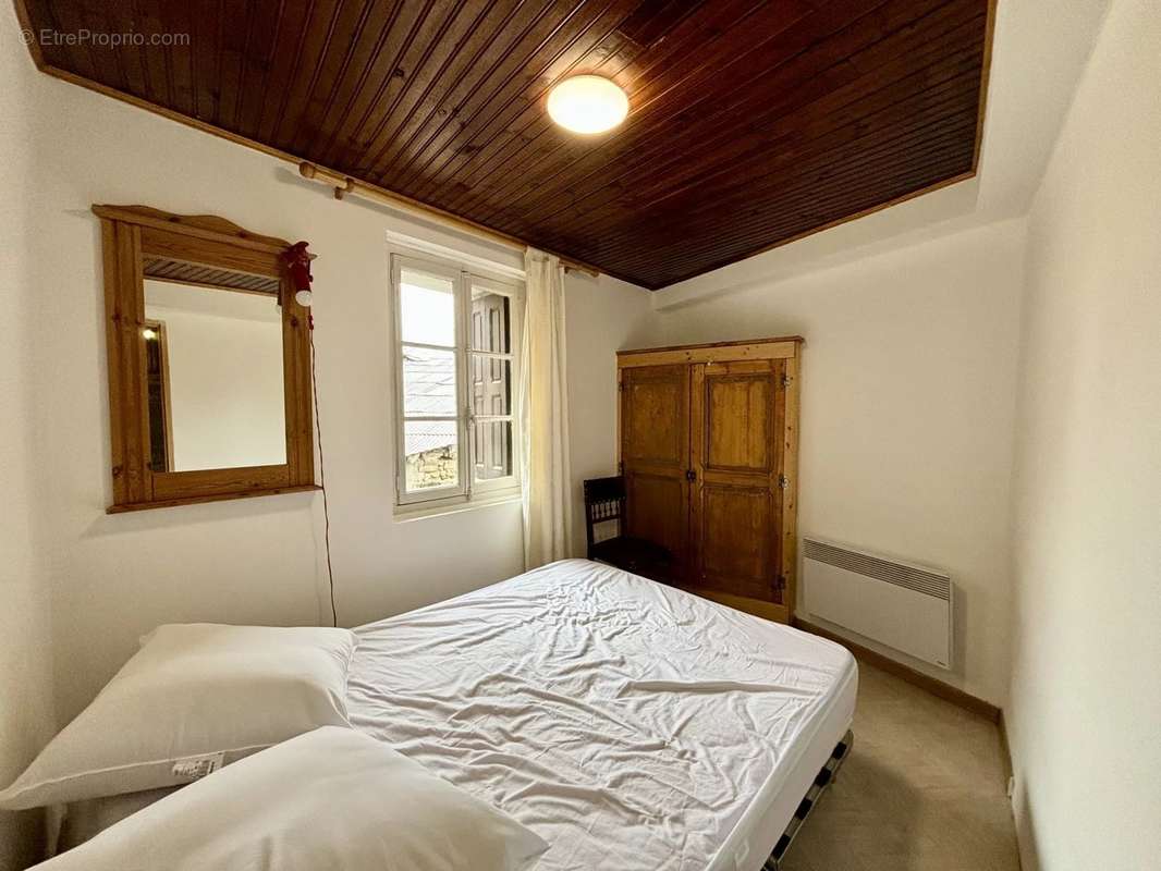 Maison à SAINT-PIERRE-DELS-FORCATS