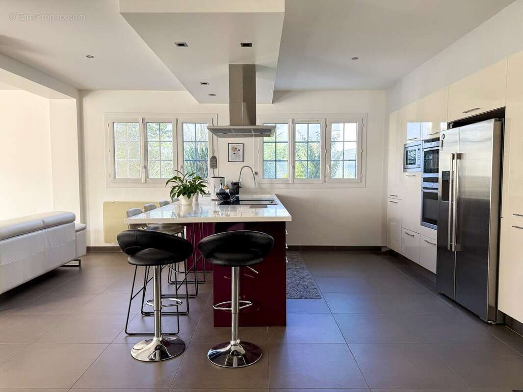 Maison à MARCOUSSIS