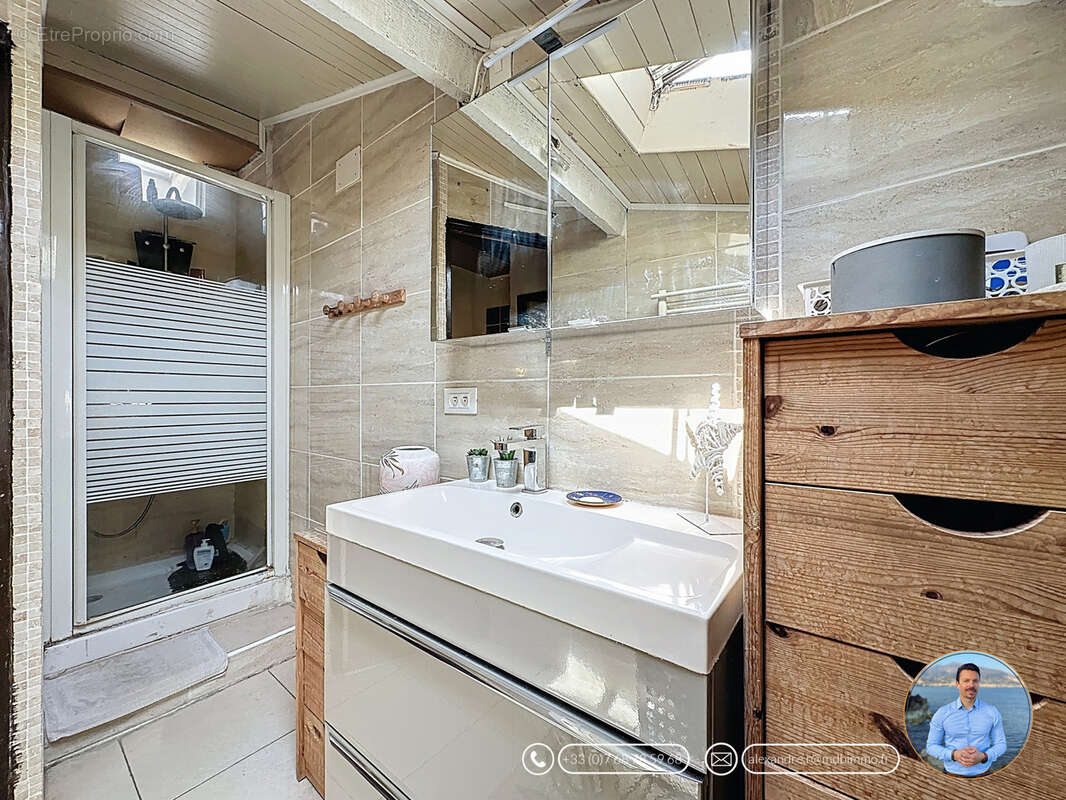 Appartement à CASTELLAR