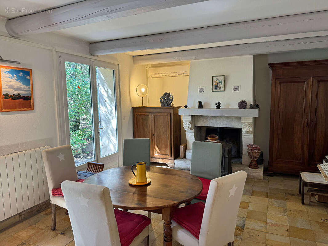 Maison à MONTELIMAR