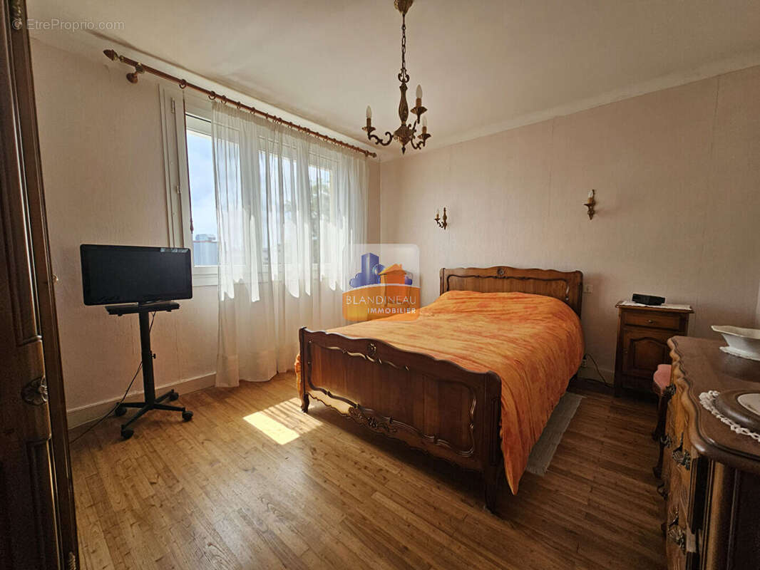 Maison à BOUGUENAIS