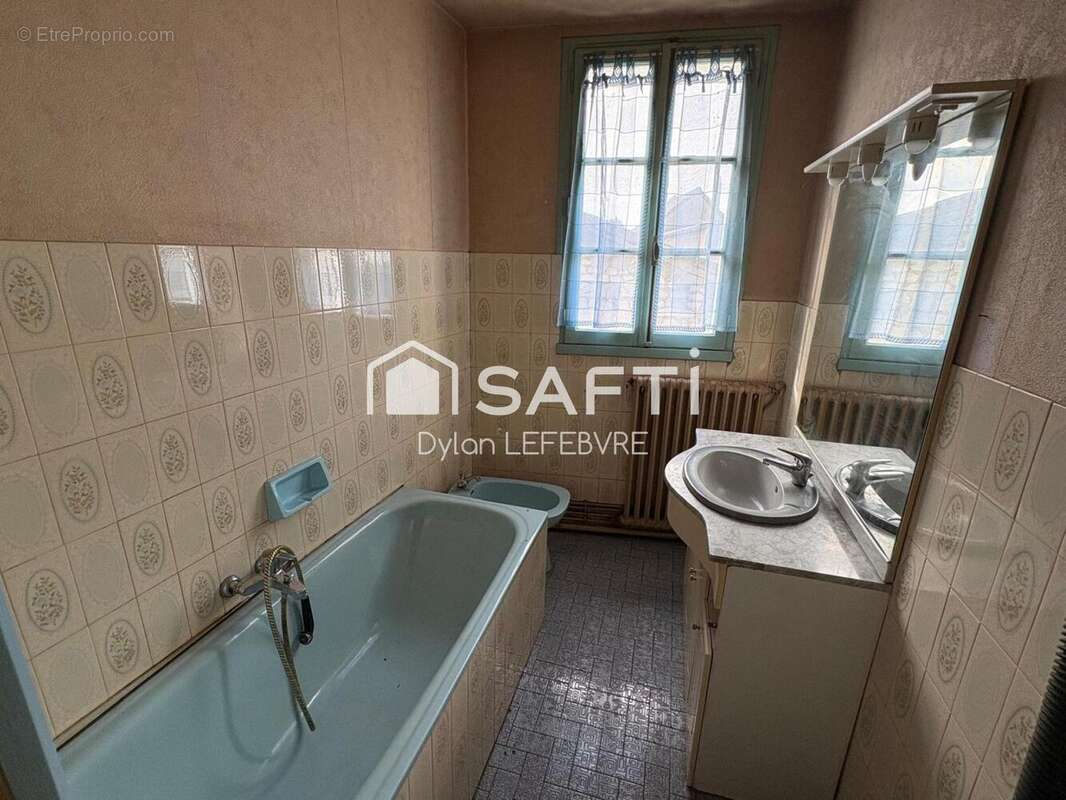 Photo 3 - Maison à THURE