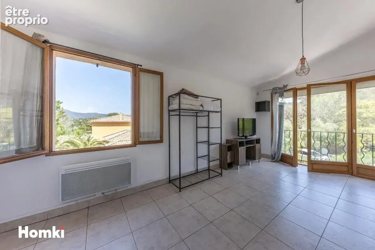 Appartement T1 de 26 m² à Saint-Raphaël 83700 - photo 6