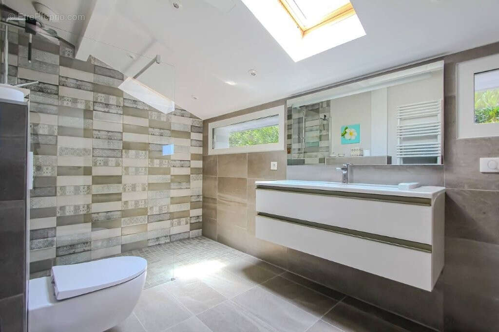 Exclusivite - bidart - ilbarritz  - maison familiale d'exception proche plage et commerces a pied - photo 17