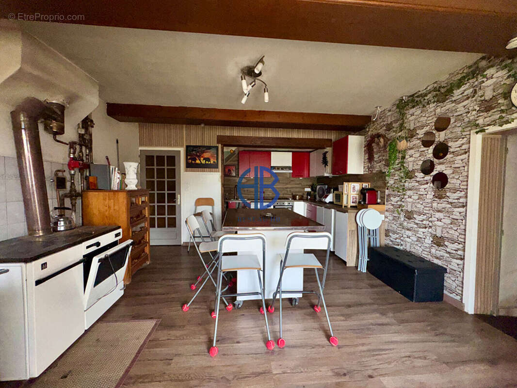 Maison à BRANGUES