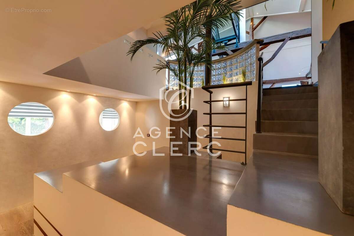 Appartement à ALLONZIER-LA-CAILLE