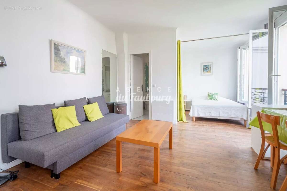 Appartement à PARIS-9E