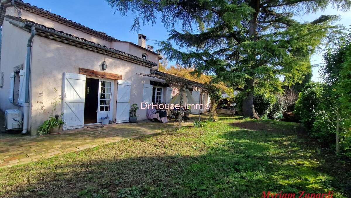 Maison à MOUANS-SARTOUX