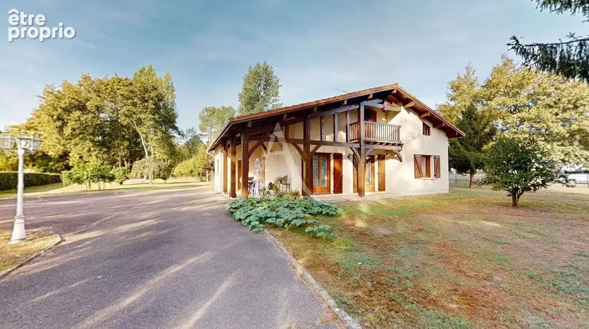 Photo Maison à Sainte-Foy au prix de 263 000€