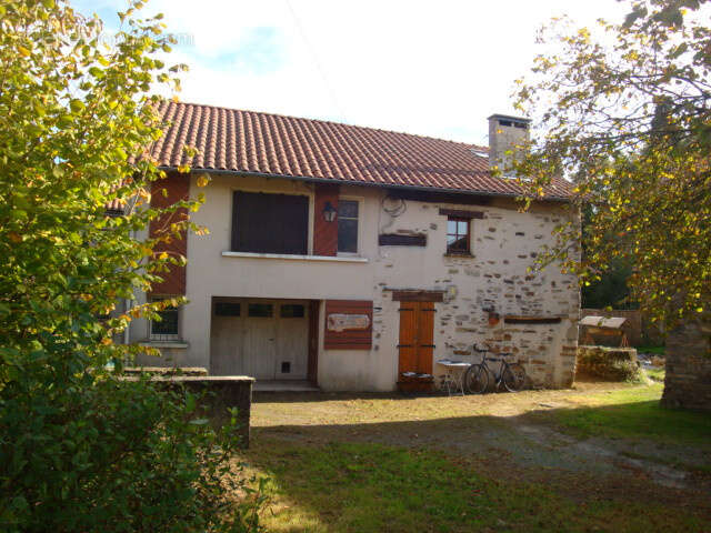 Maison à CUSSAC