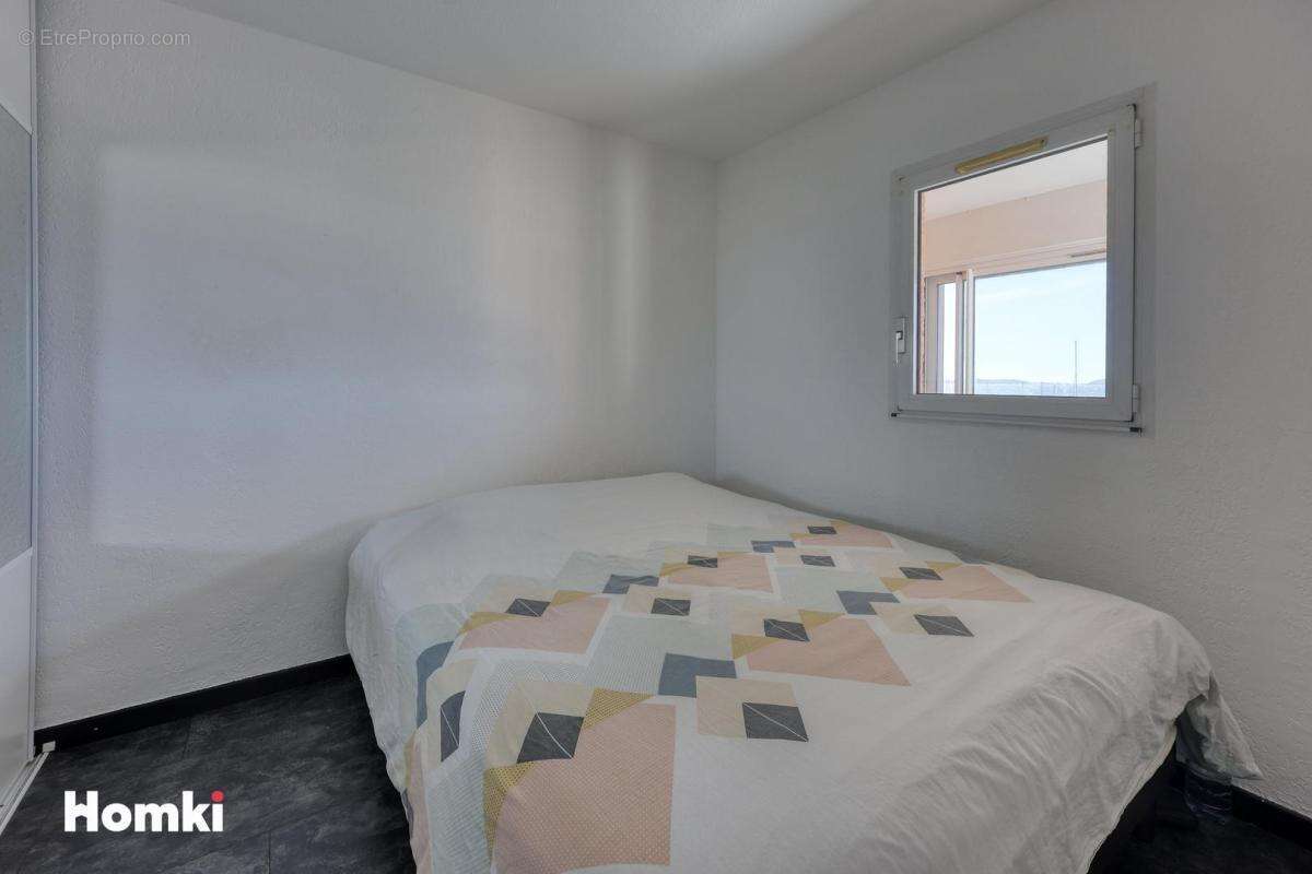 Appartement à SIX-FOURS-LES-PLAGES