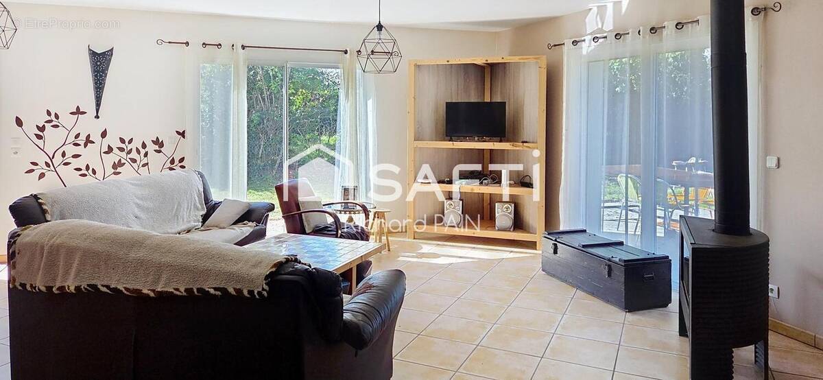 Photo 1 - Maison à SANSAIS