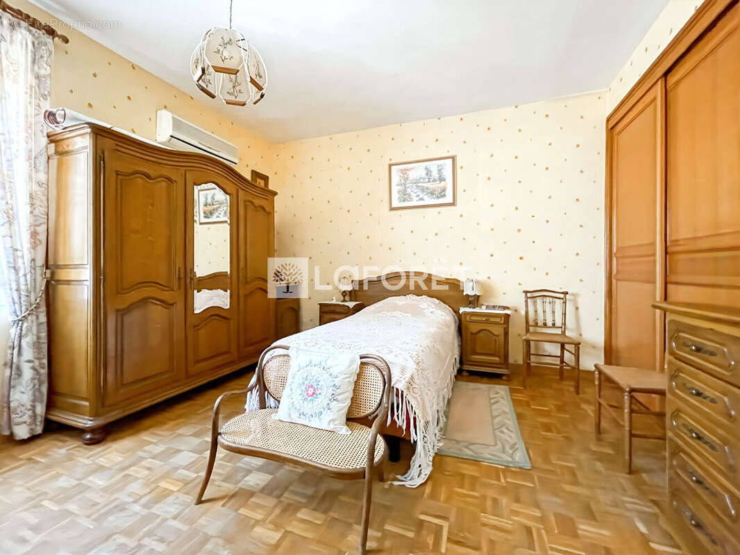 Maison 7 chambres avec piscine intérieure et garages - Portes-lès-Valence - photo 7