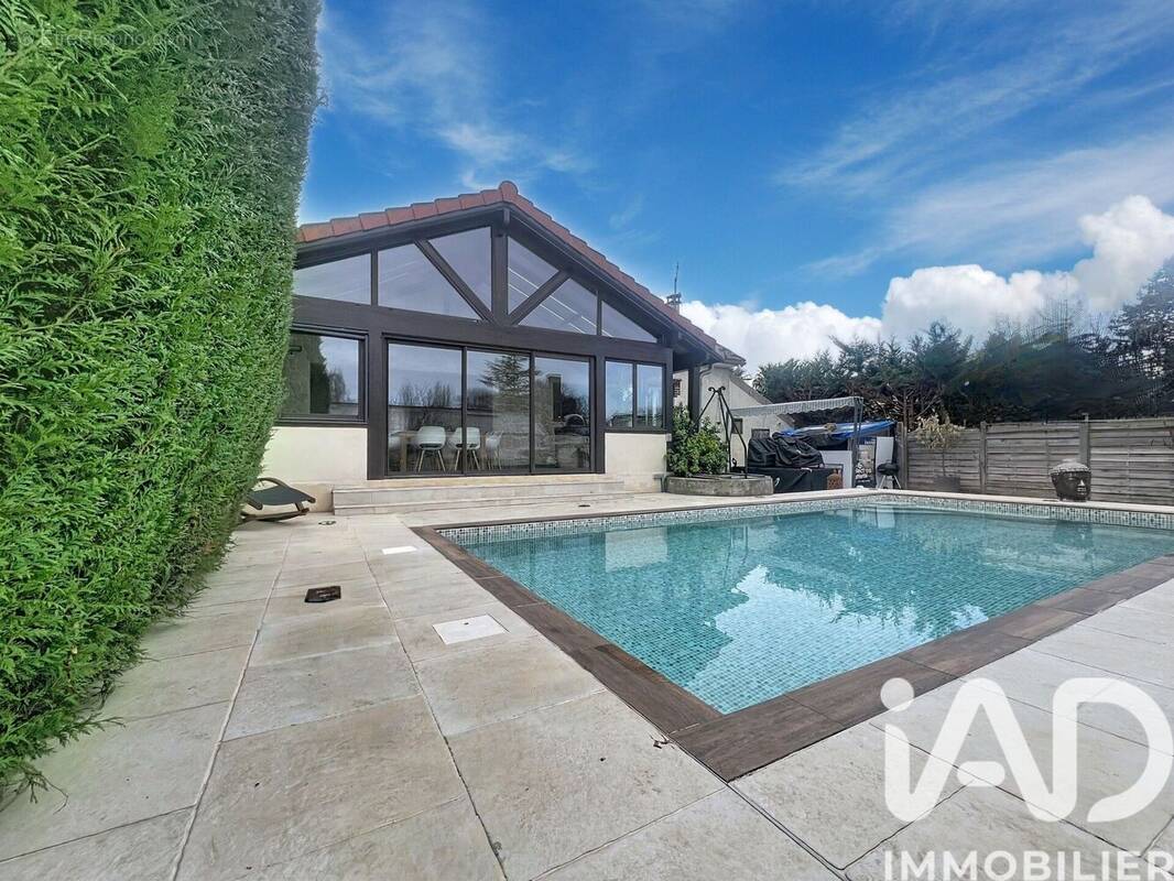 Photo 1 - Maison à GRISY-SUISNES