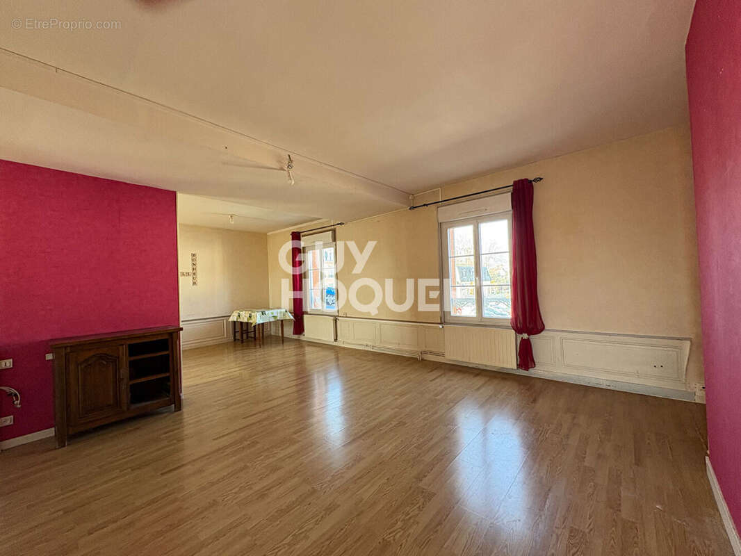 Appartement à BRETEUIL