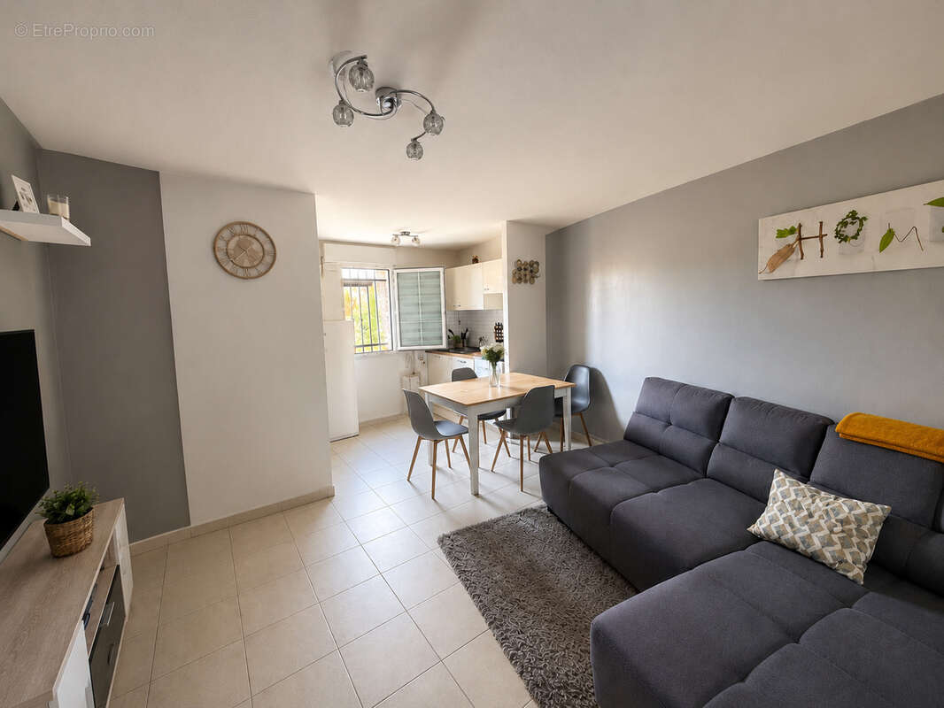Appartement à CHAMPAGNE-SUR-OISE