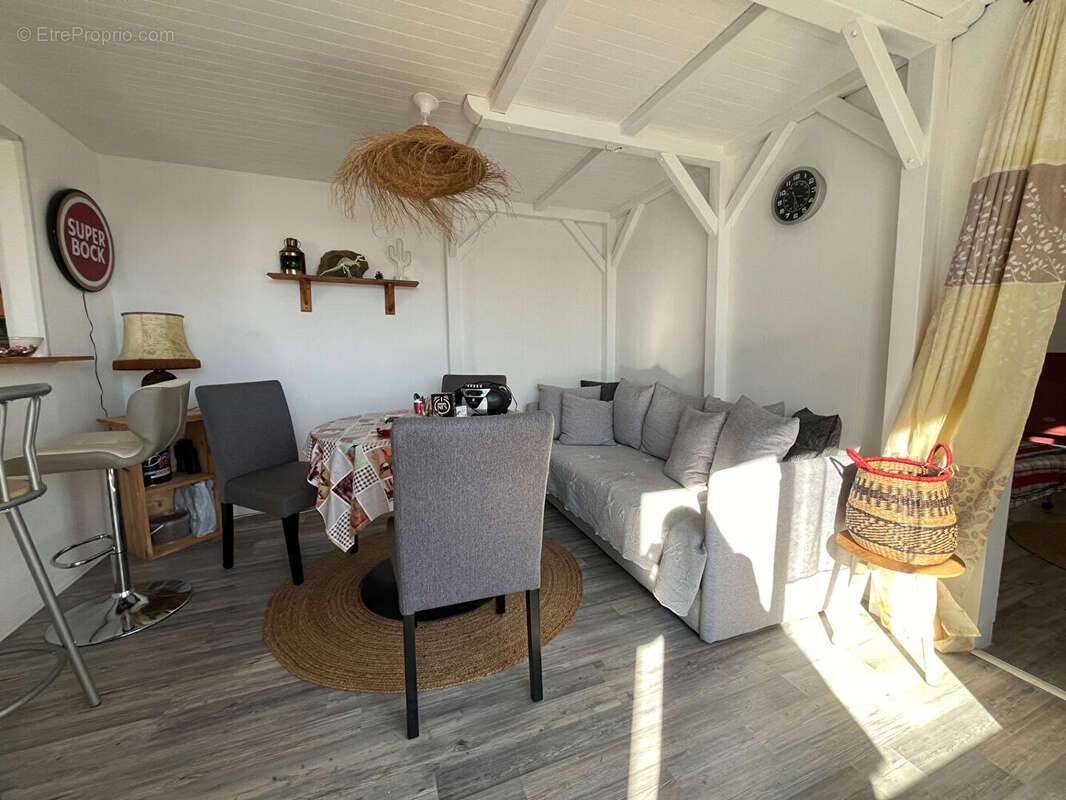 Maison à BERG-SUR-MOSELLE