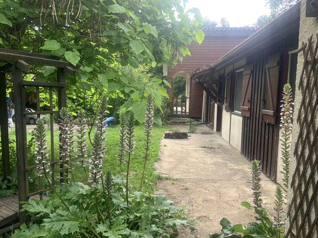 Maison à SADIRAC