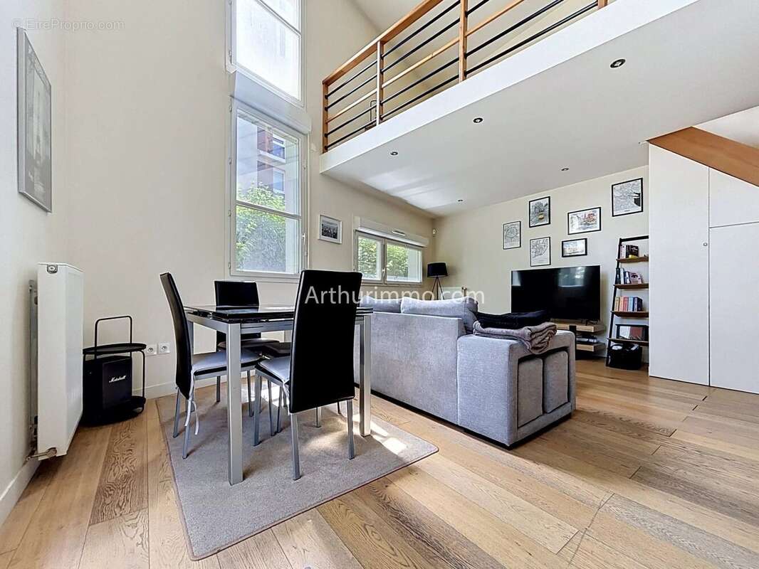 Appartement à LIMEIL-BREVANNES