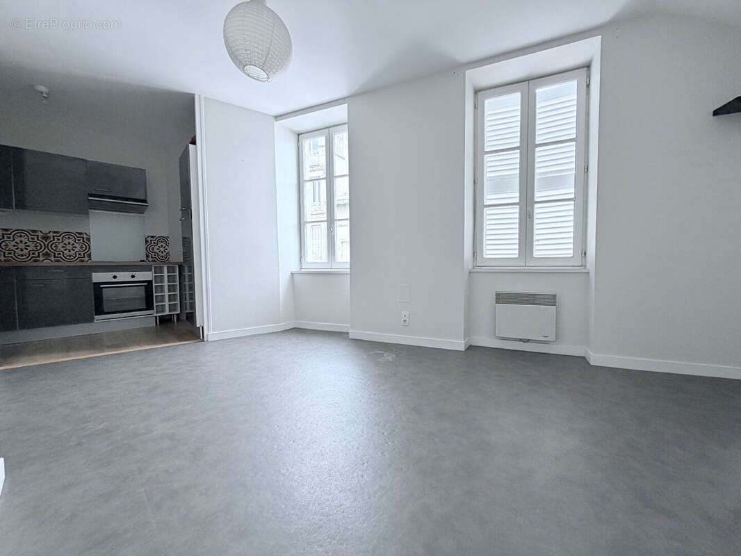 Appartement T3 hypercentre de la Rochelle - photo 4