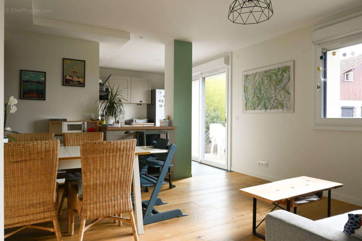 Appartement à ANNECY-LE-VIEUX