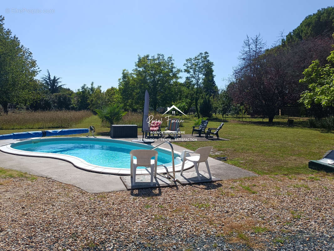 Maison à CHATELLERAULT