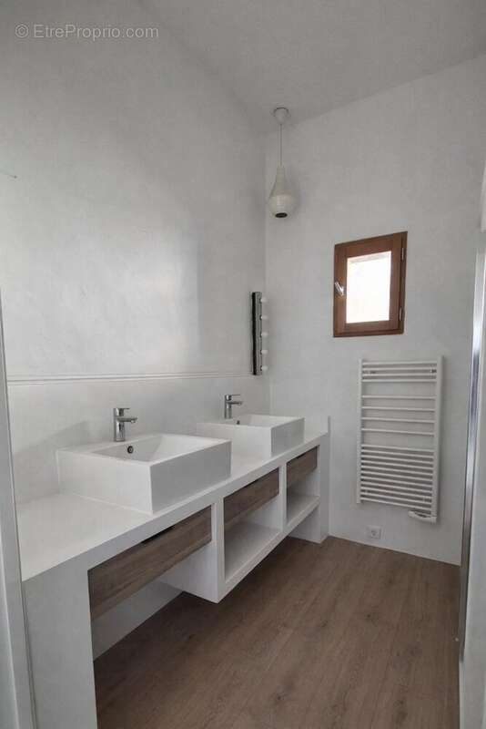 Appartement à BARON