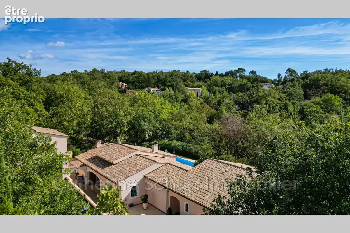 Maison 272 m² à vendre à Saint-Paul-En-Foret (83440) - photo 6