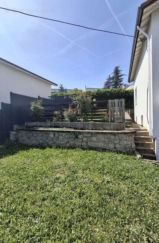 Maison à UNIEUX