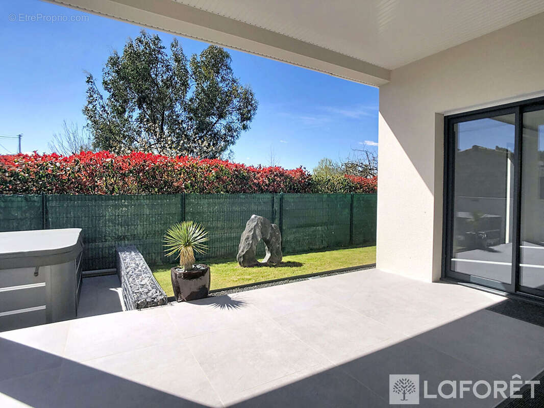 Maison à BUZET-SUR-TARN