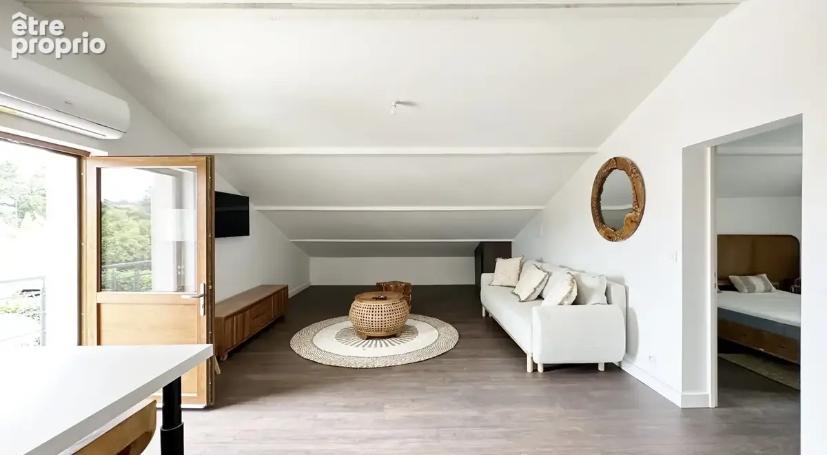 Villa balinaise rénovée proche du Bourg de type 6 pièces de 180 m2 avec piscine - photo 22