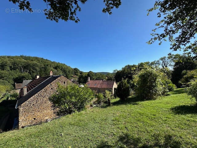 Maison à POUQUES-LORMES