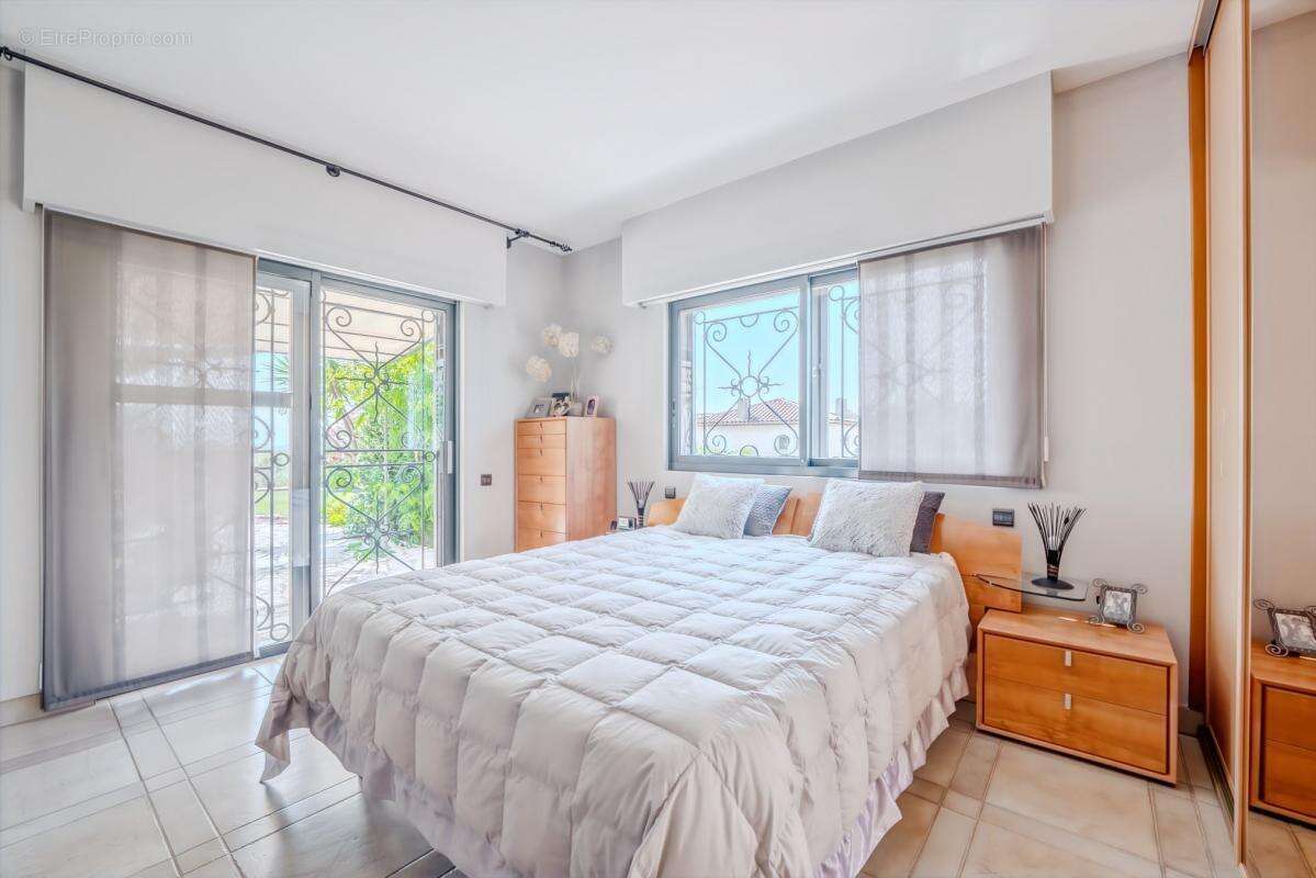 Maison à SAINT-RAPHAEL