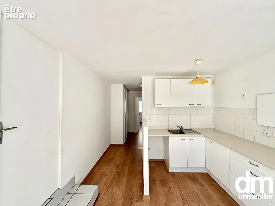 Appartement de type 2 d'une surface de 42m2  avec garage de 20m2 - photo 4