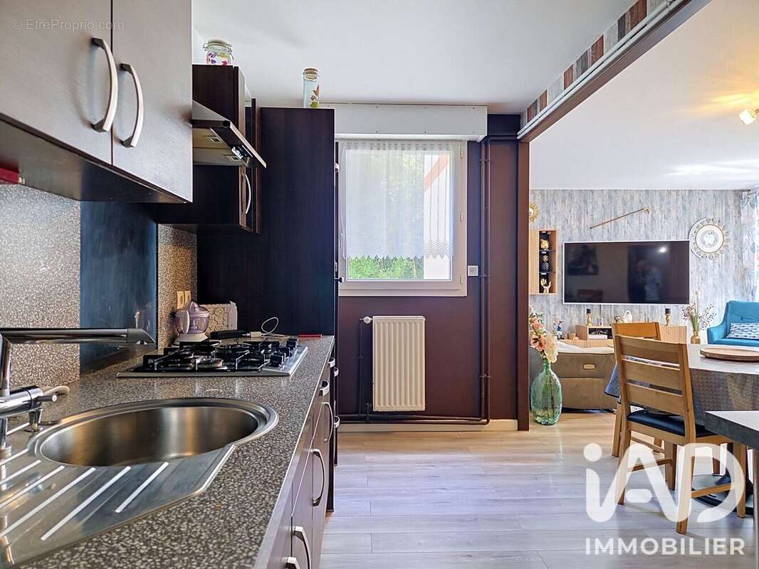 Photo 3 - Appartement à PETIT-COURONNE