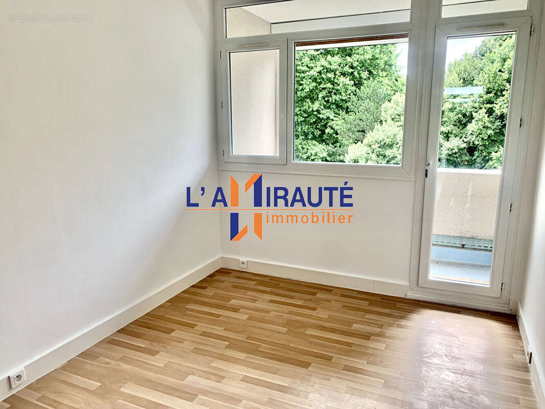 Appartement à MAISONS-LAFFITTE