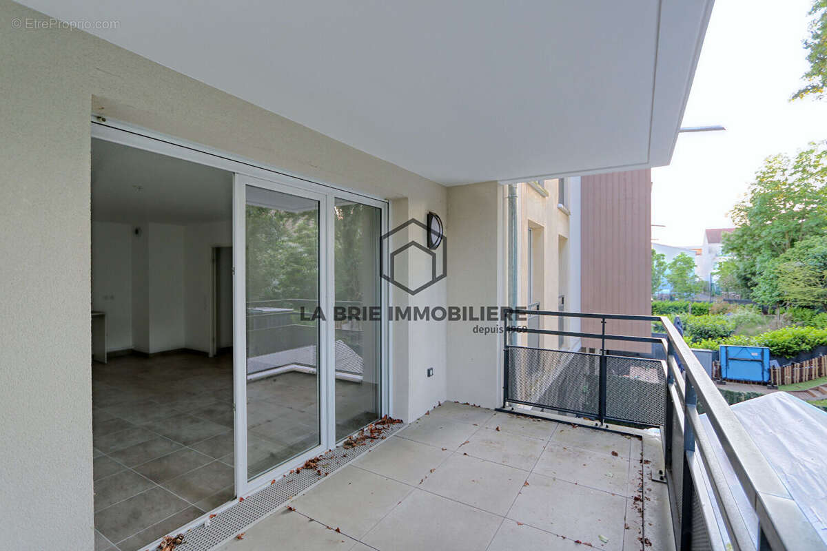 Appartement à PONTAULT-COMBAULT