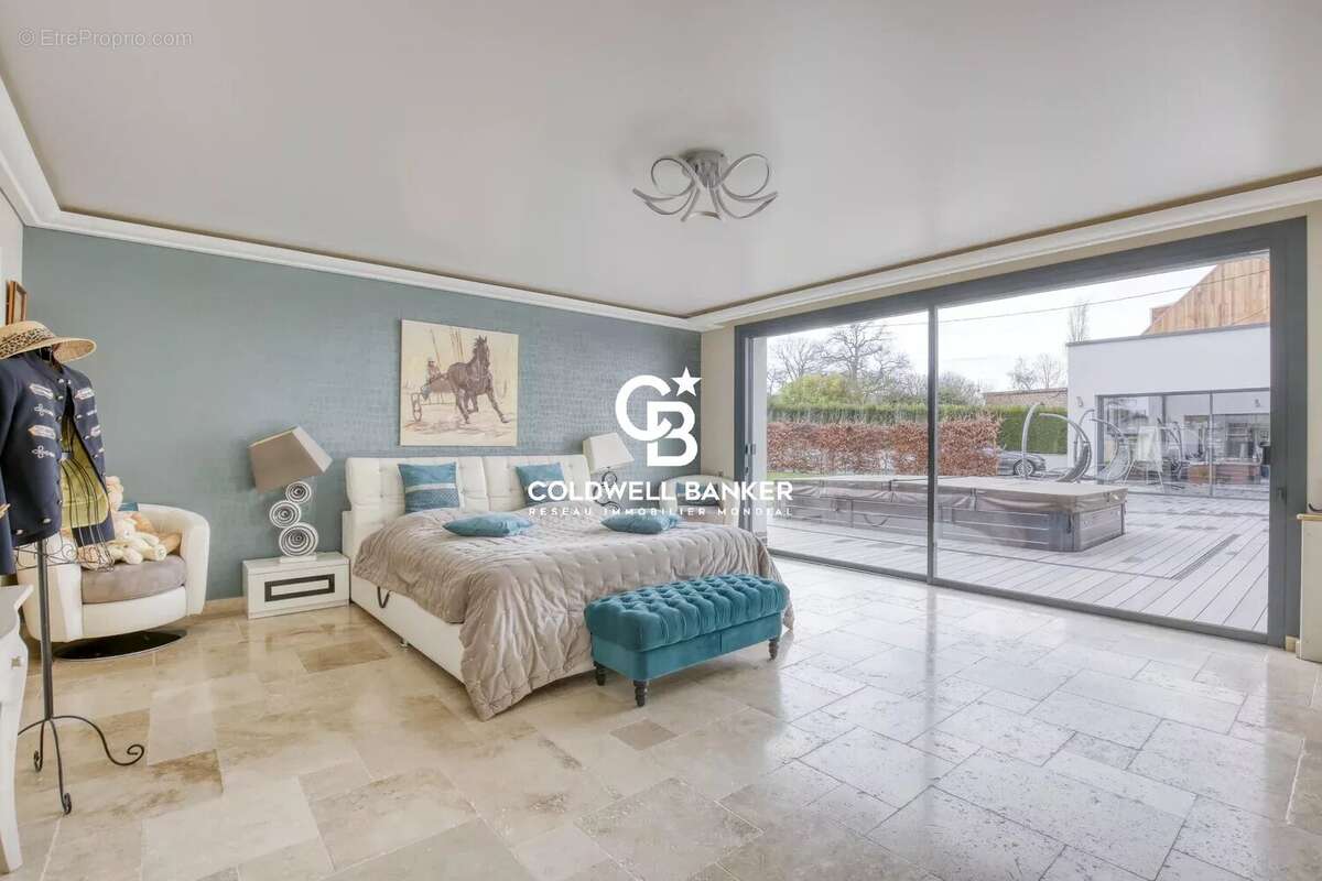 Maison à BLANGY-TRONVILLE