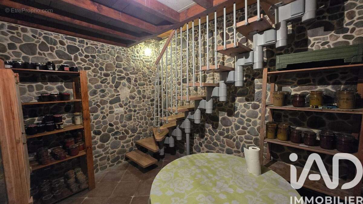 Maison 153 m² à Asasp-Arros  - photo 9
