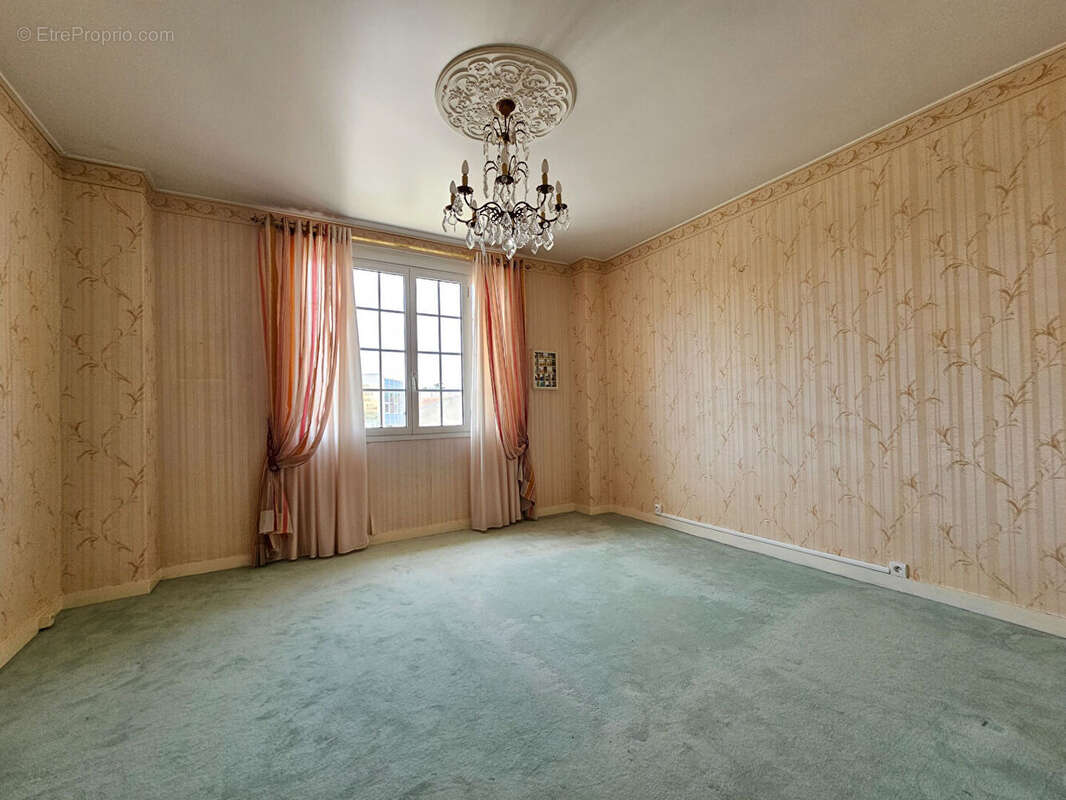 Maison à LA COURONNE