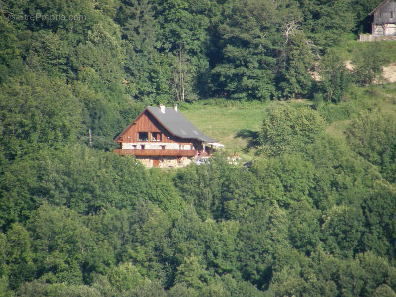 Maison à UGINE