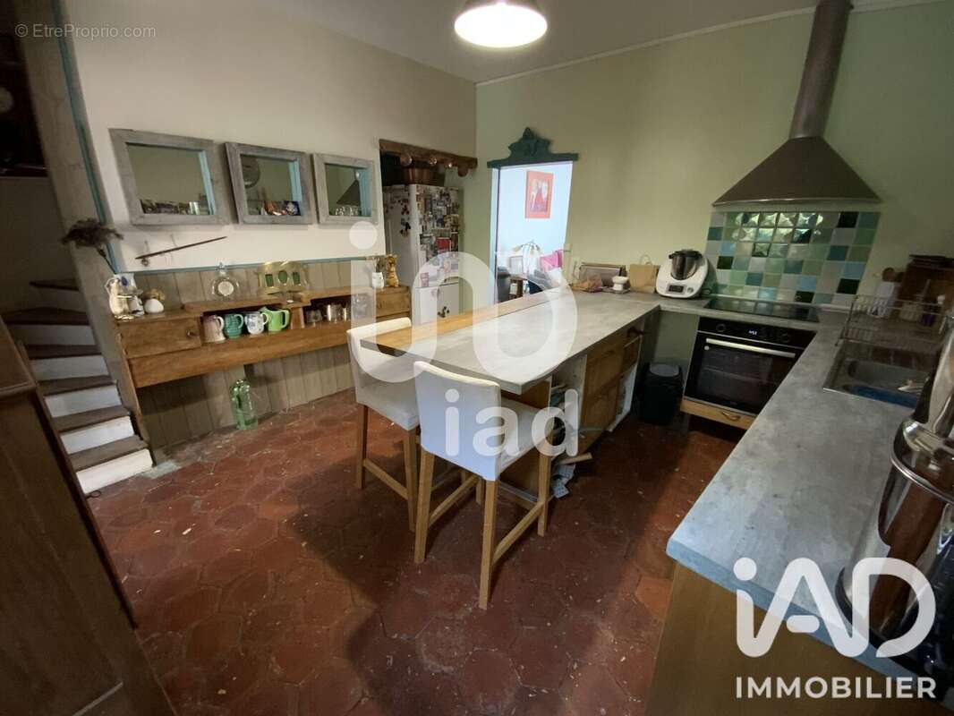 Maison 130 m² à Saint-Arnoult-En-Yvelines  - photo 3