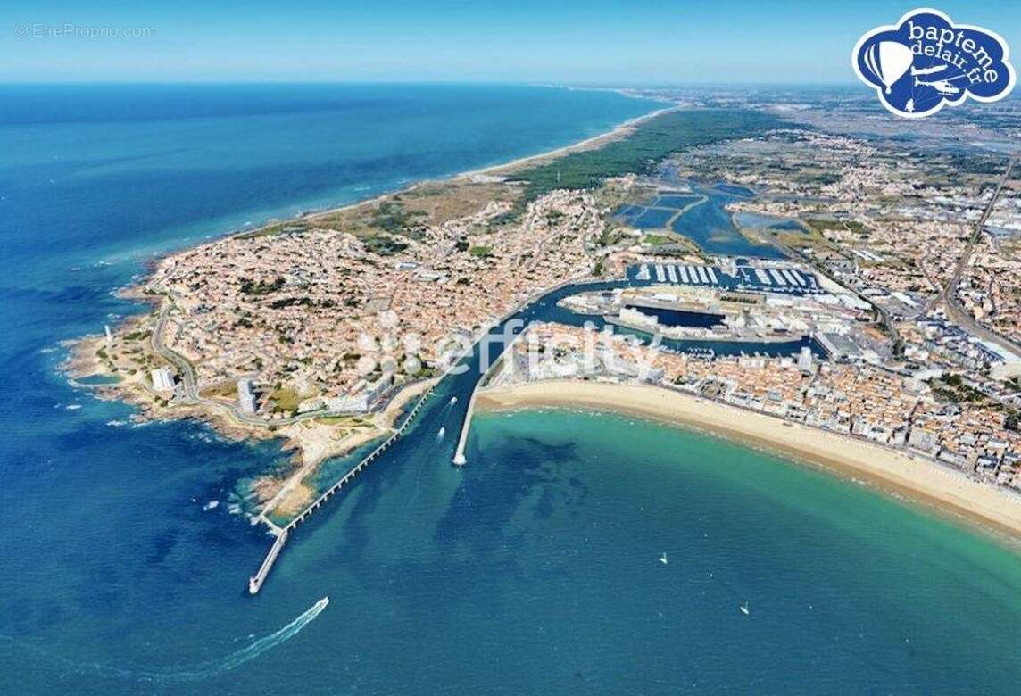 Commerce à LES SABLES-D'OLONNE
