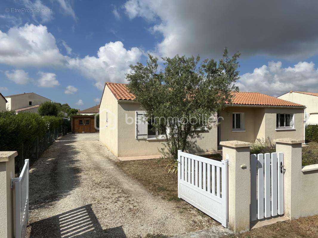 SAUJON  -  maison plain-pied 91 m2 sur terrain clos 560 m2 - photo 2